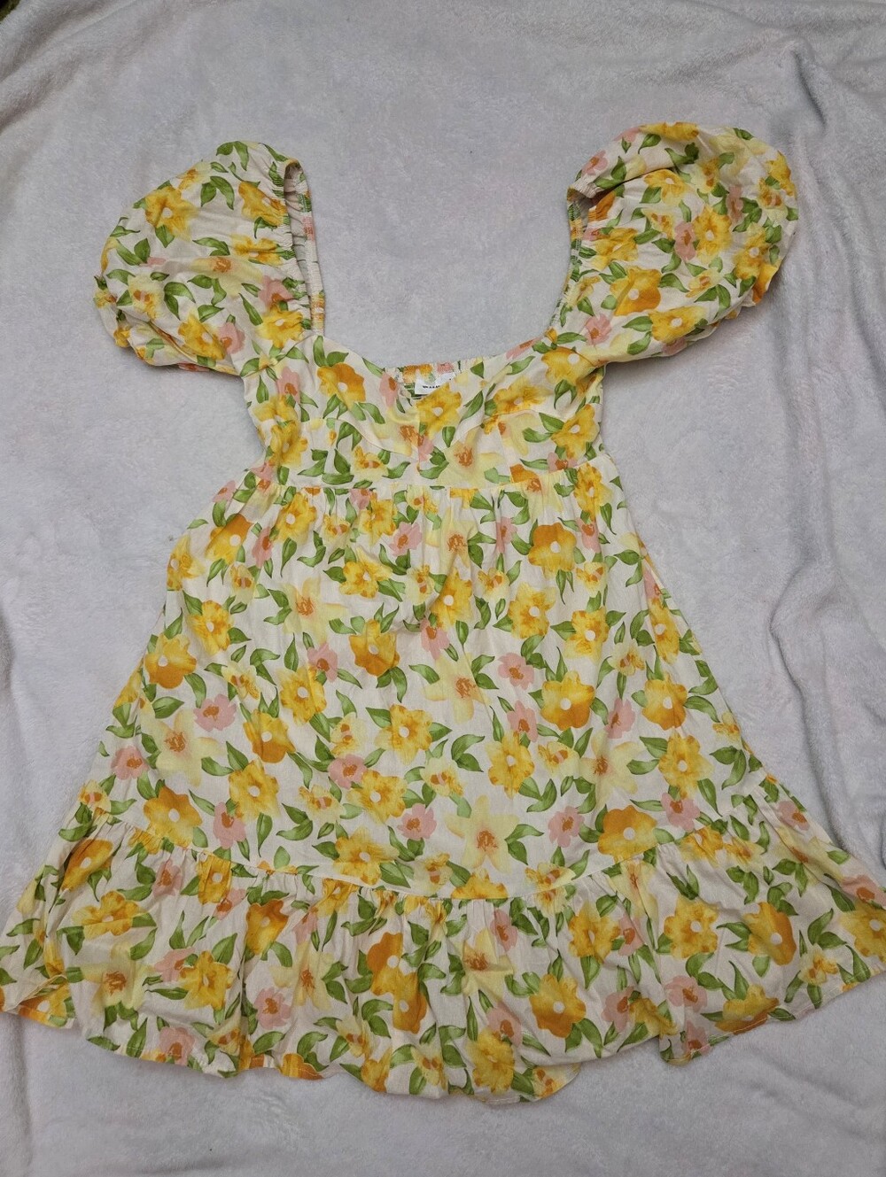 &merci Floral Dress Size Medium Nwot